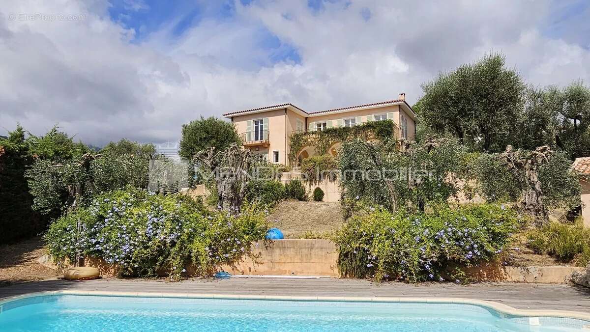 Maison à MENTON