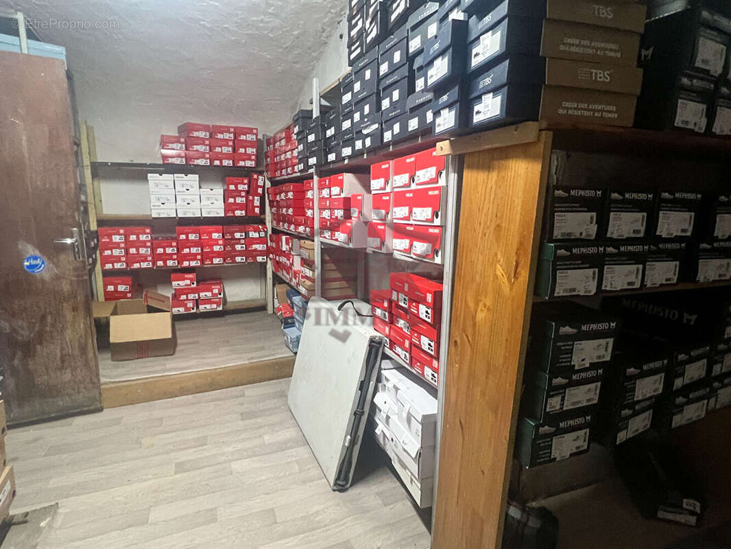 Commerce à SAINT-AMBROIX