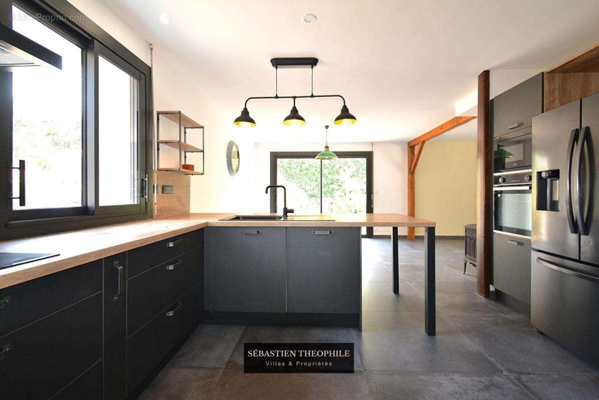 Maison moderne T5, 4 chambres proche Challans 140 m2 - photo 7