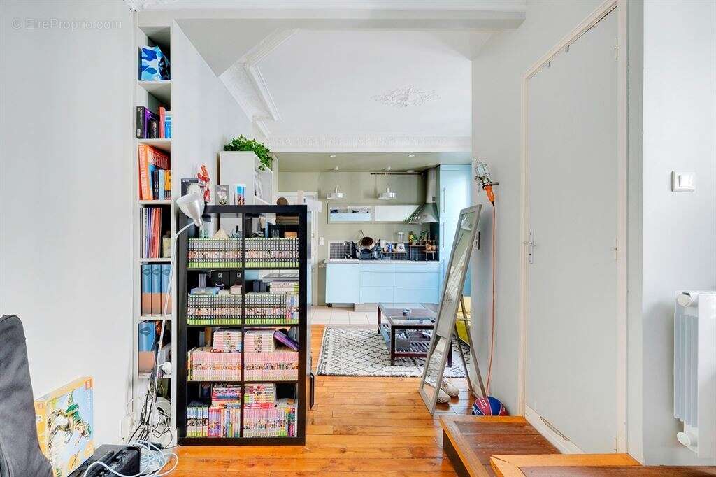Appartement à PARIS-17E