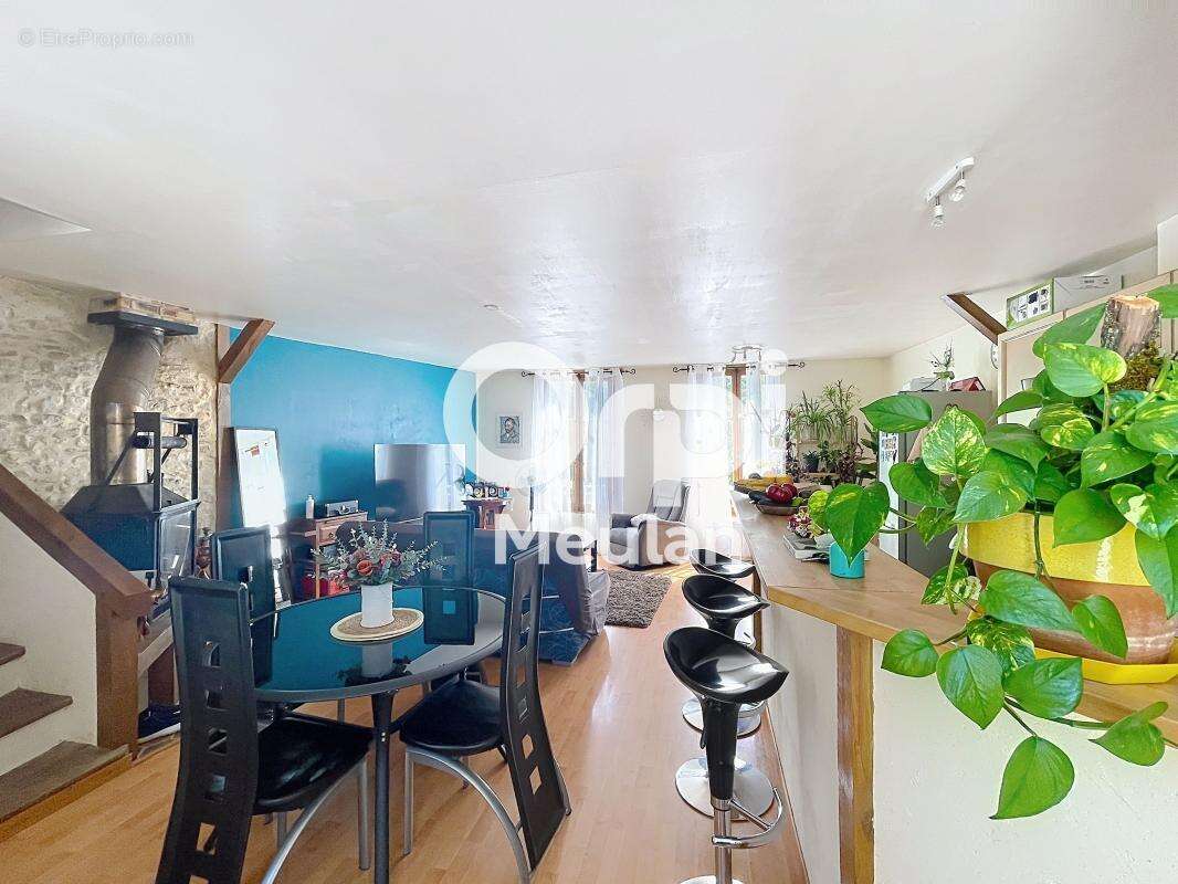 Appartement À Vendre - photo 3