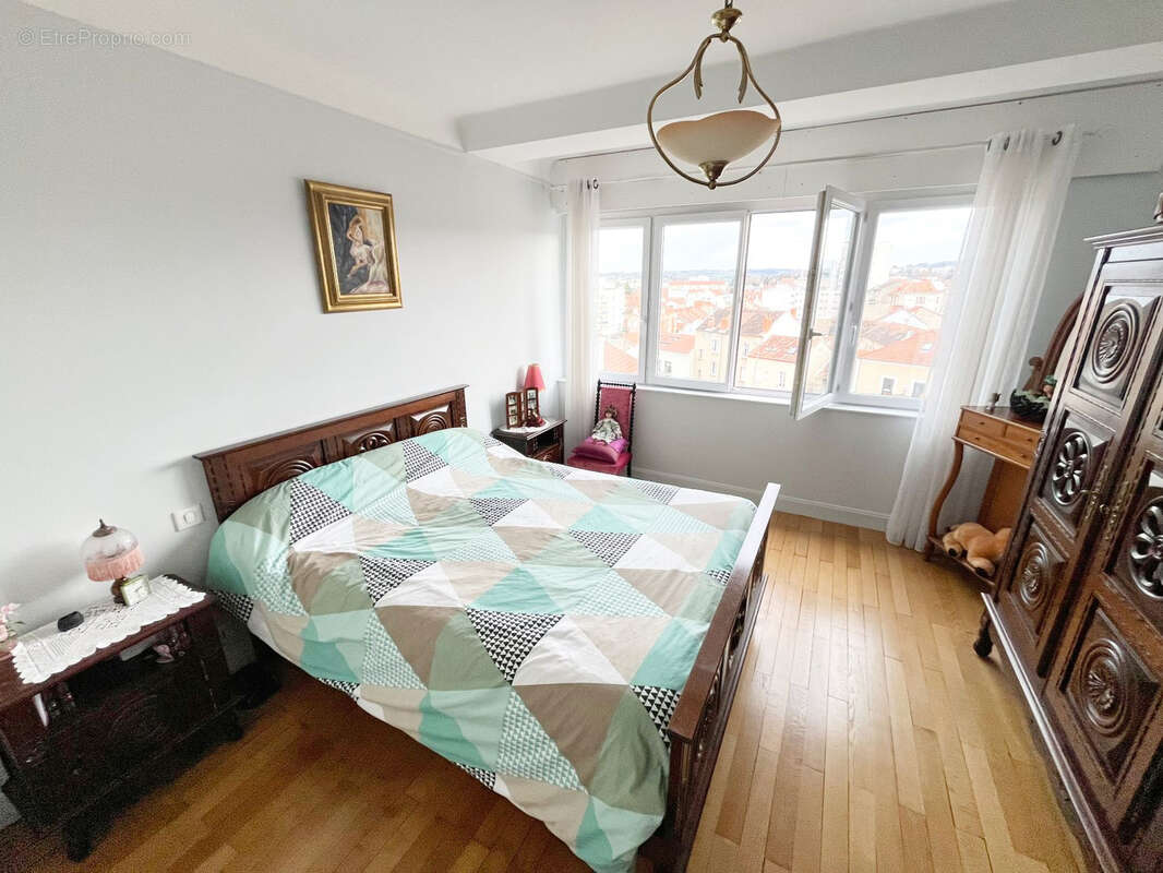 Appartement à VICHY