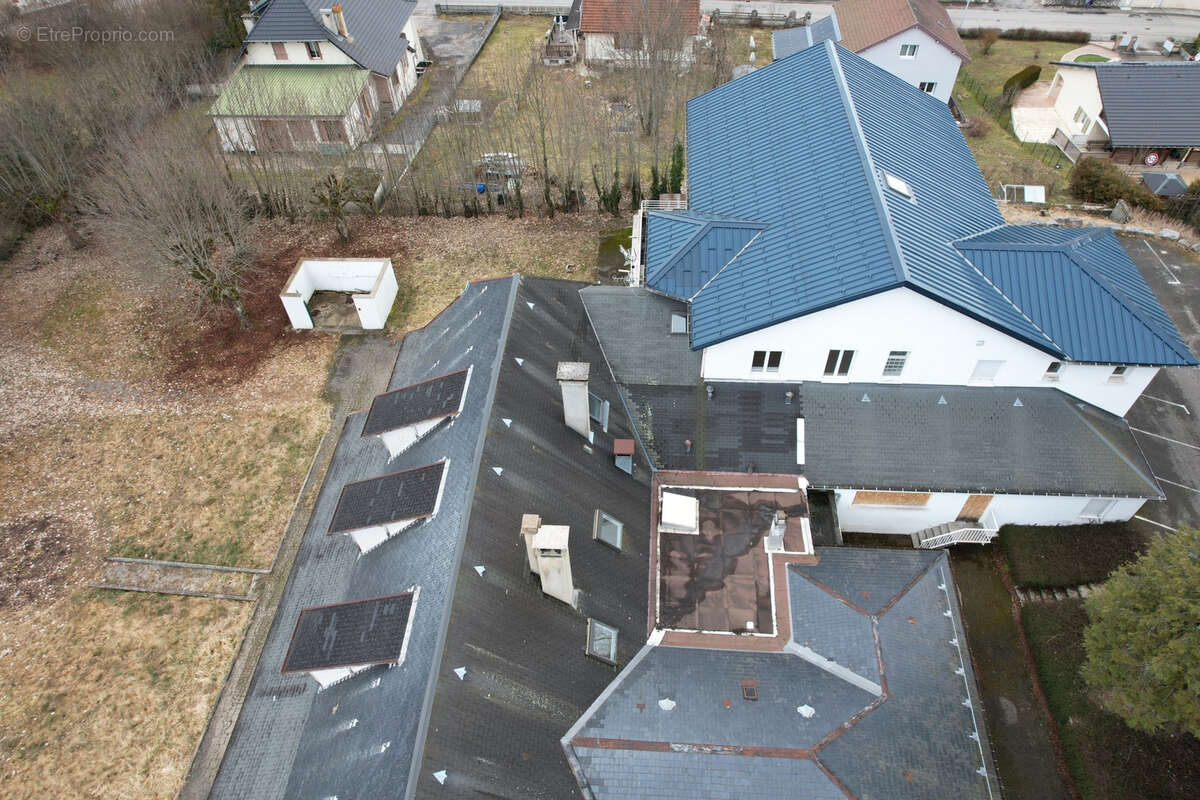 Maison à THEZILLIEU