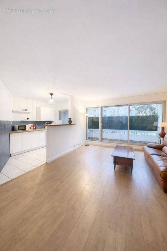 Appartement à ROSNY-SOUS-BOIS