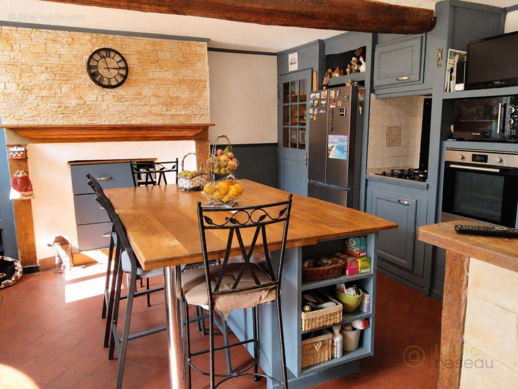 Maison 5 pièces 139 m² à vendre à Cernoy (60190) - photo 3