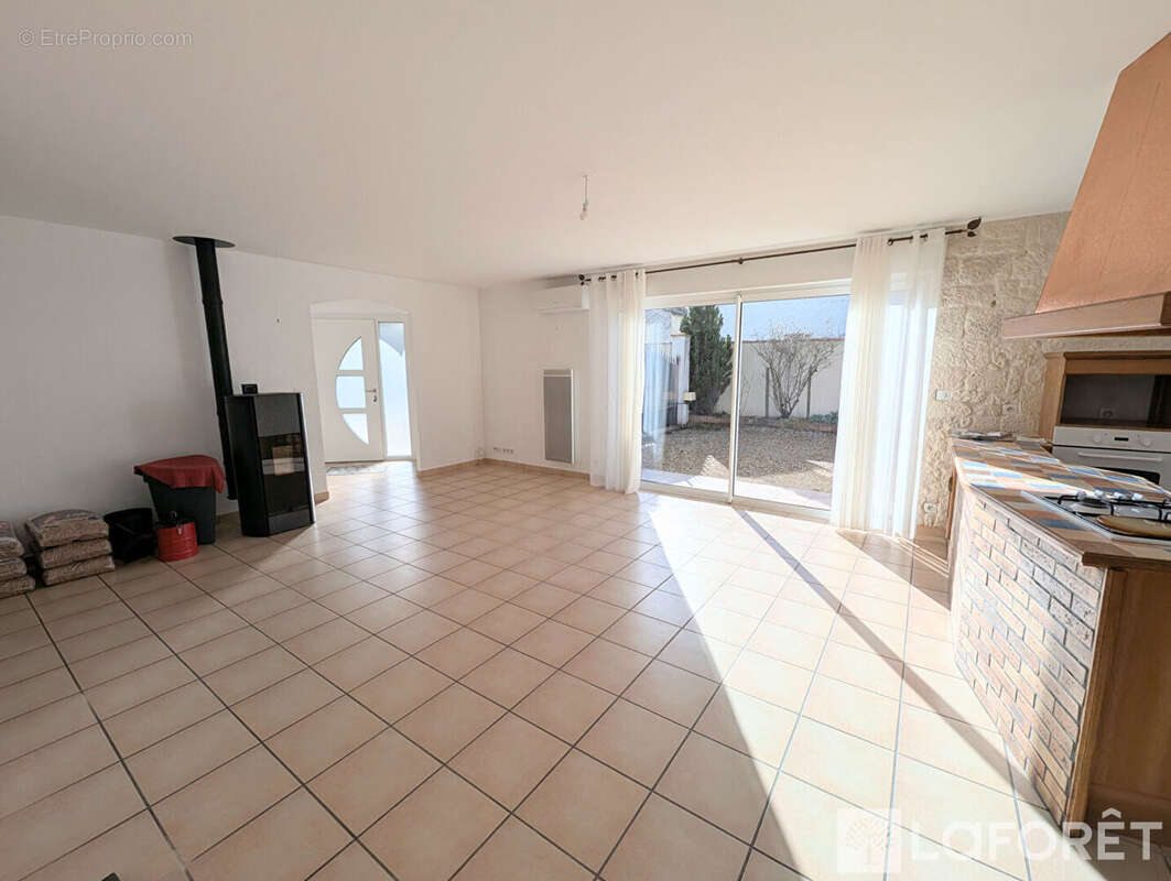 Maison coup de coeur  - 114 m²  - Entre Cognac et Saintes - photo 4