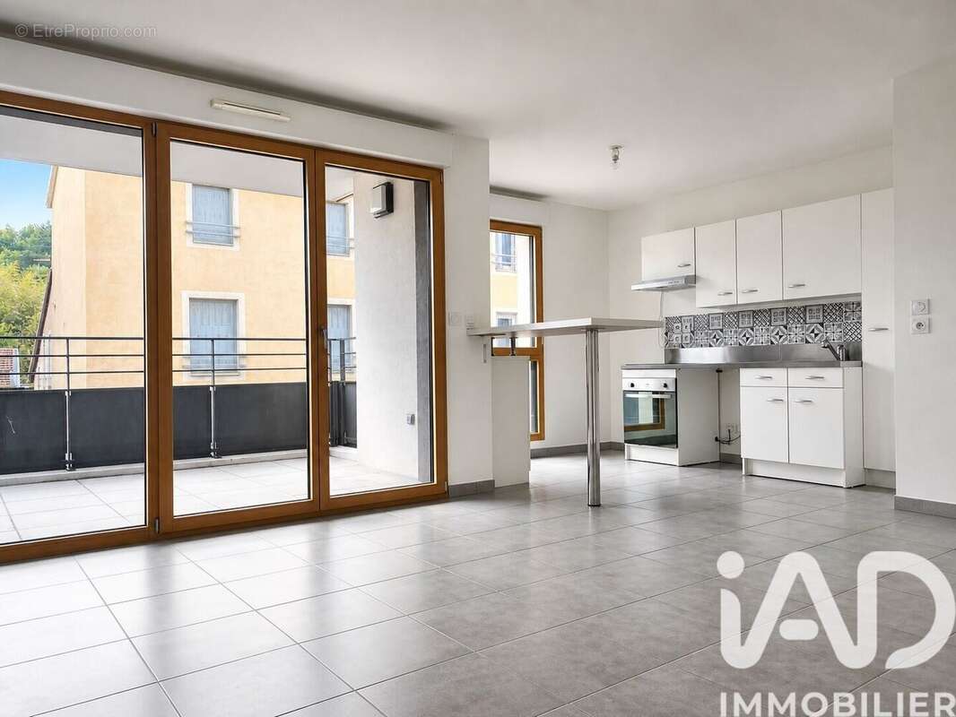 Photo 2 - Appartement à SAINTE-FOY-LES-LYON