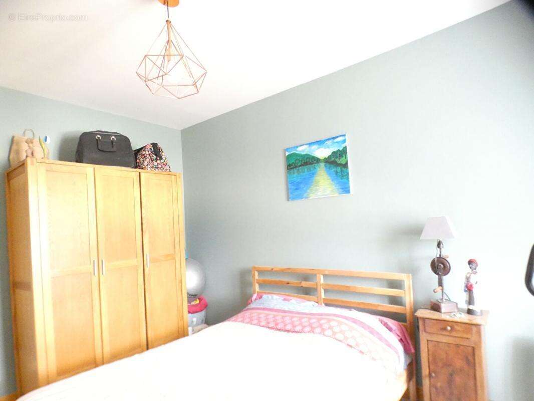 Maison à TERRASSON-LAVILLEDIEU