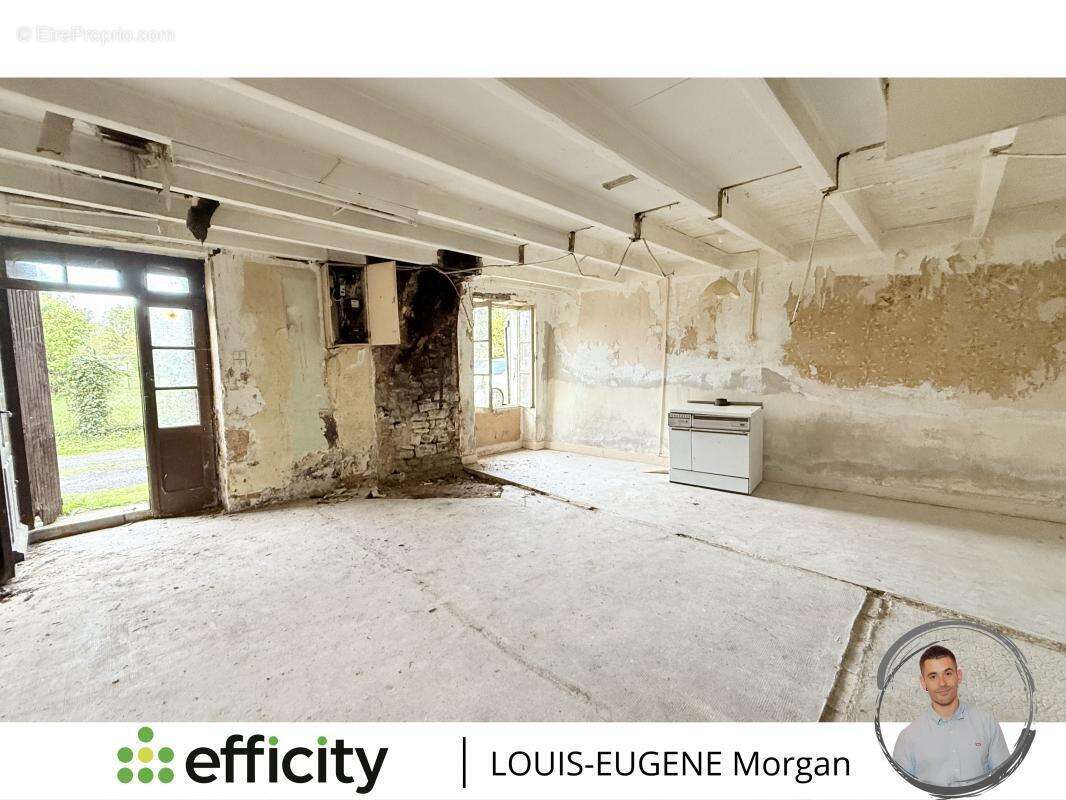 Maison à CHAMPAGNE-MOUTON