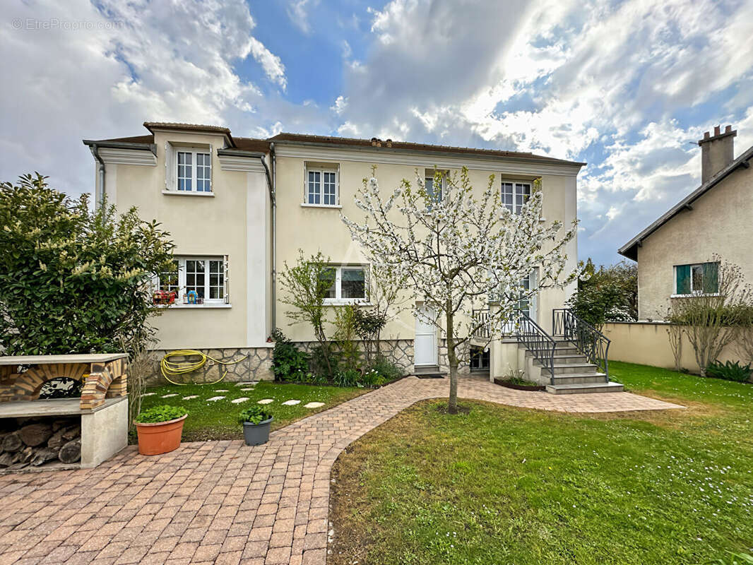 Maison à POISSY