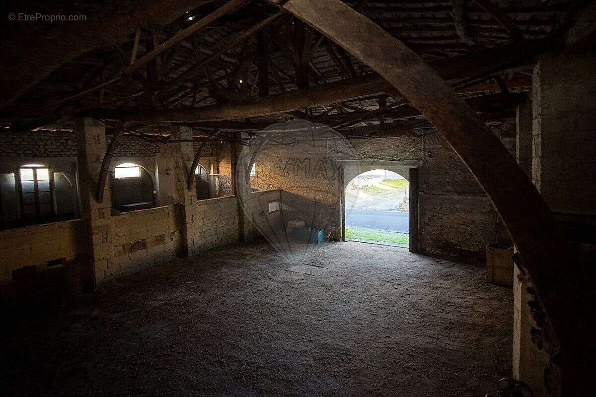 Maison à SAINT-CIERS-DU-TAILLON