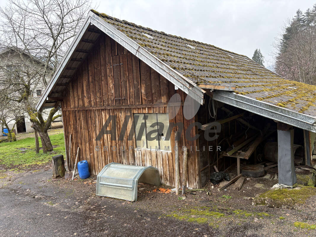 Maison  de  type  f5  sur  rez  de  jardin  a  la  longine - photo 18