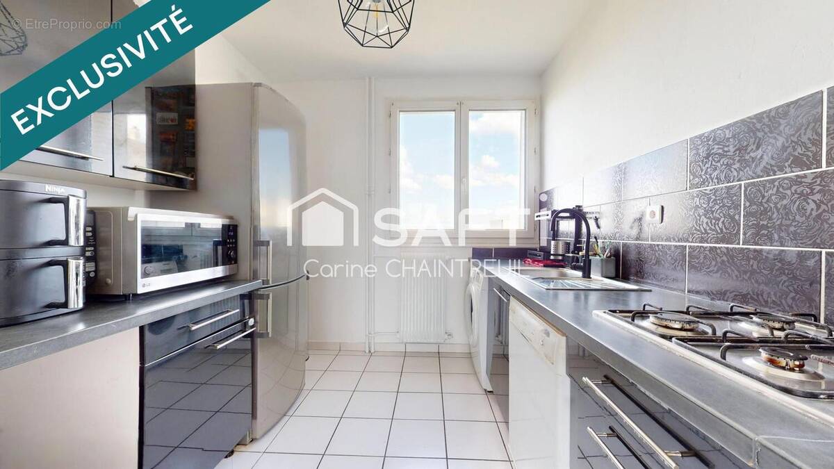 Photo 1 - Appartement à VILLEURBANNE