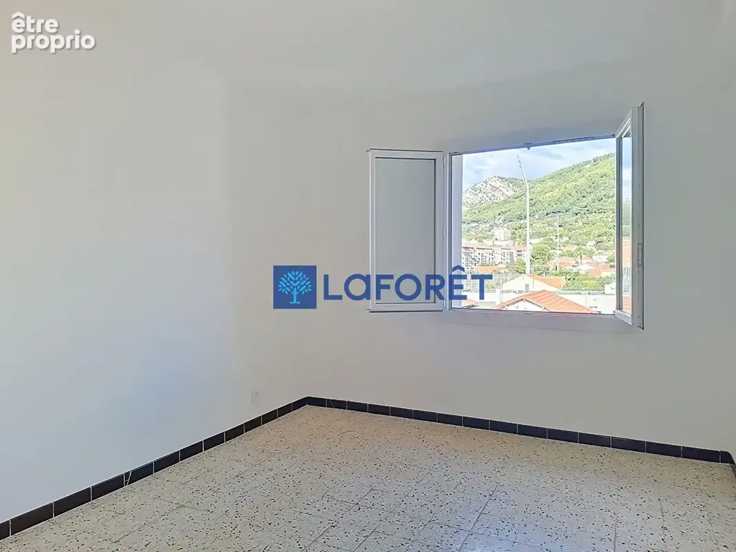 Appartement Toulon 3 pièce(s) 54 m2 - photo 6