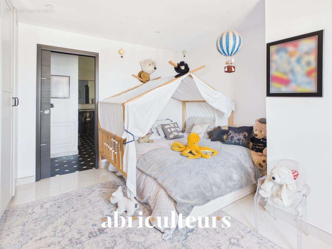 Maison à VALLAURIS