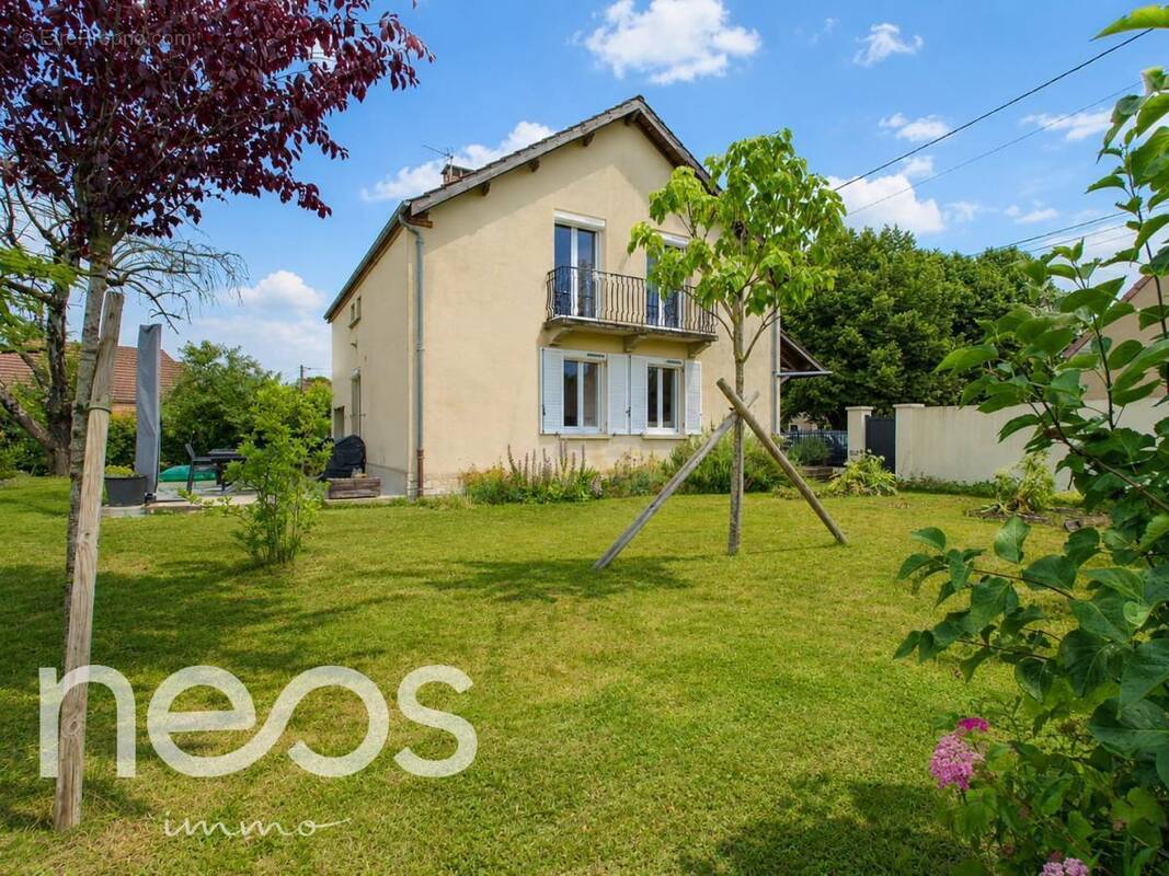 Maison à TROUHANS