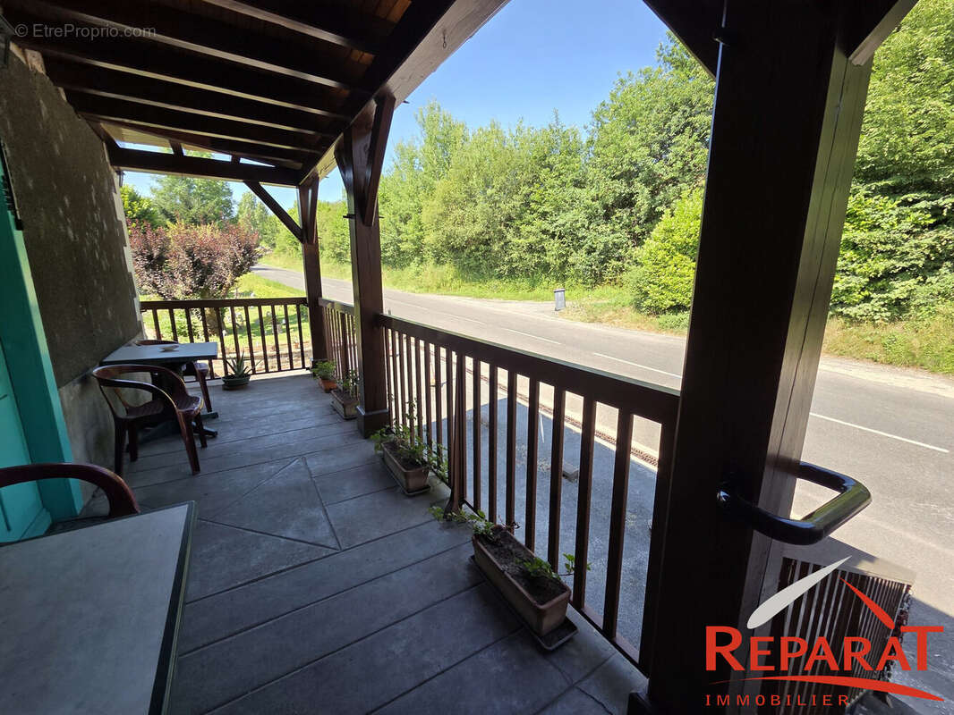 Maison à MARCILLAC-LA-CROZE