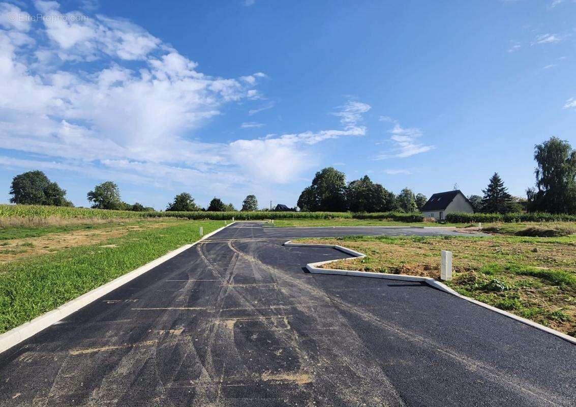 Terrain à SAINT-BENOIT-D&#039;HEBERTOT