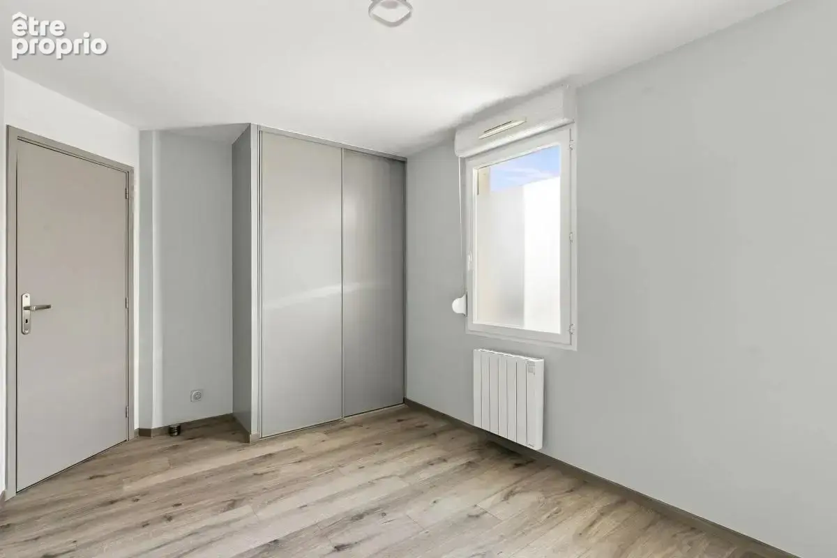 Appartement 4 pièces de 80 m² à Ville-la-Grand - Parking - Terrasse - photo 15