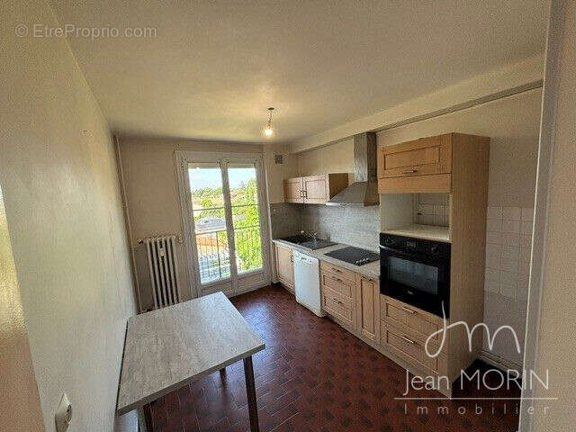 Appartement 77 m² à Valence  - photo 7