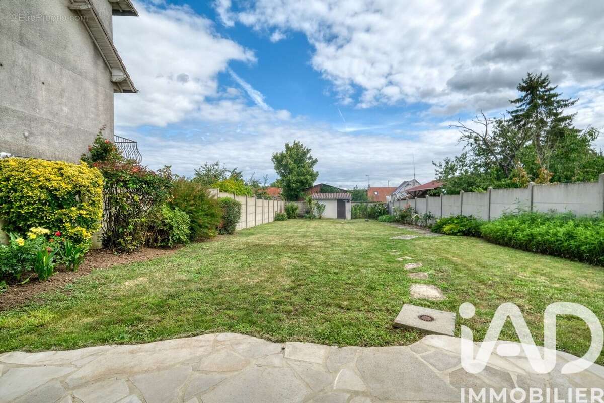 Photo 3 - Maison à CREGY-LES-MEAUX