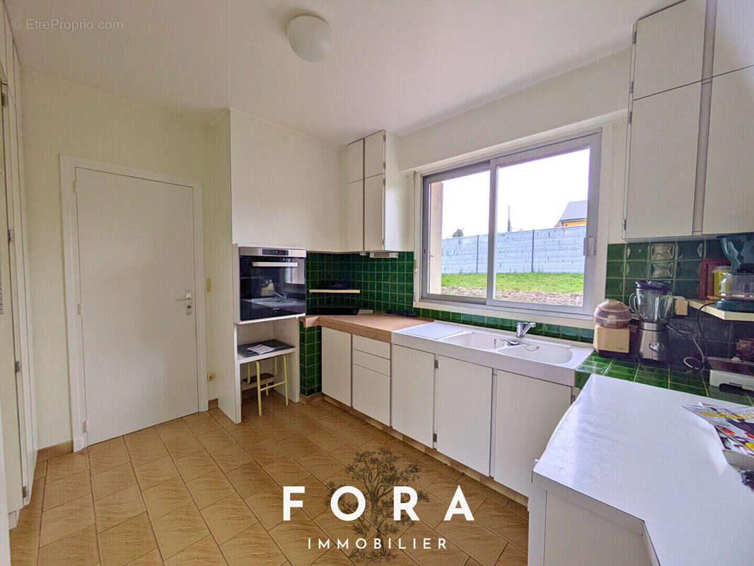 Maison à CONDE-SUR-NOIREAU