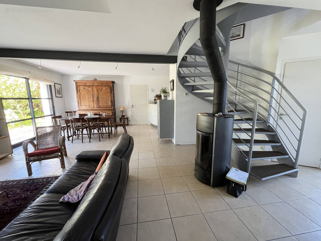 Maison à LARMOR-BADEN