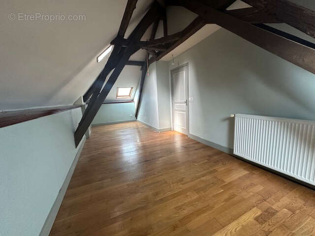 Maison à LORMES