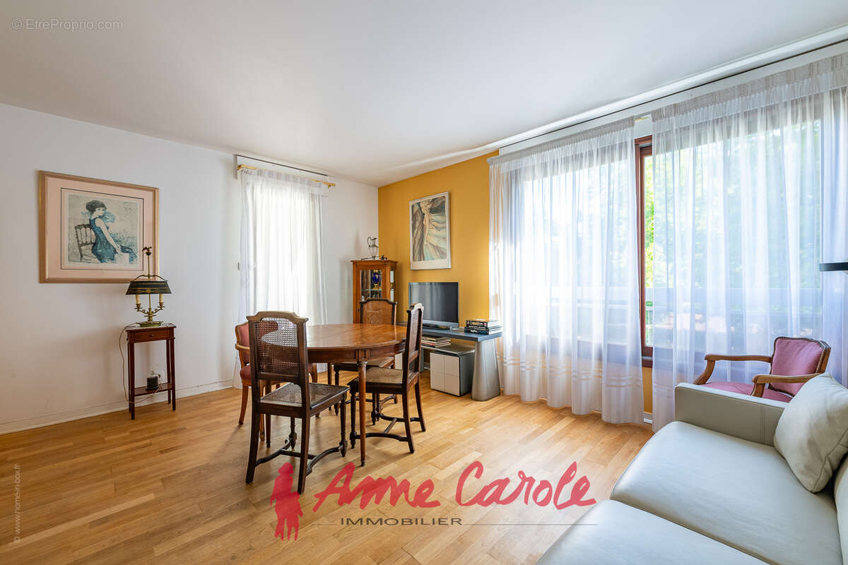 Appartement à SAINT-MAURICE