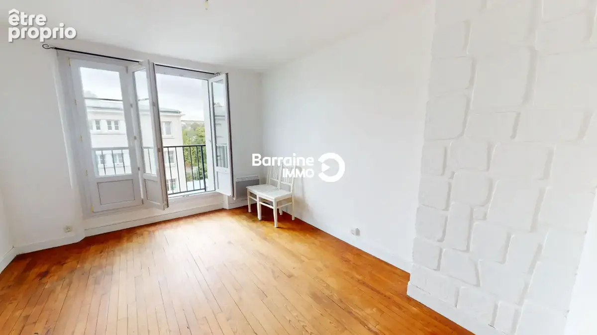 Appartement 4 pièces à vendre à Morlaix - 67.59 m², bon état, proche commodités - photo 5