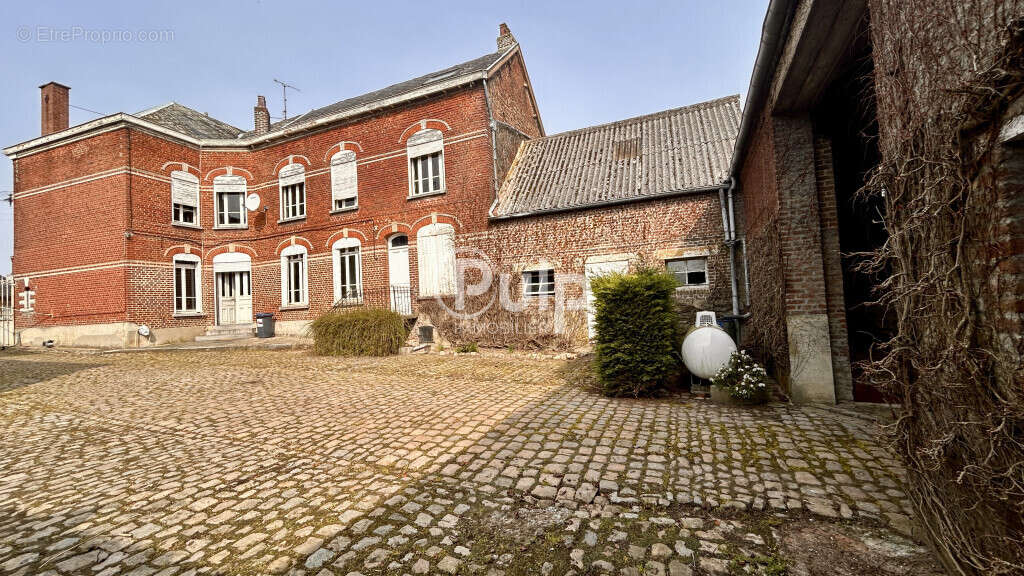 Maison à AUBIGNY-AU-BAC