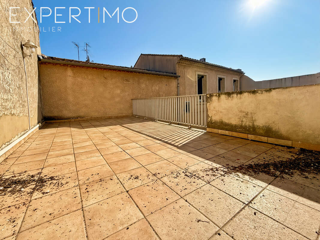 Appartement à LUNEL