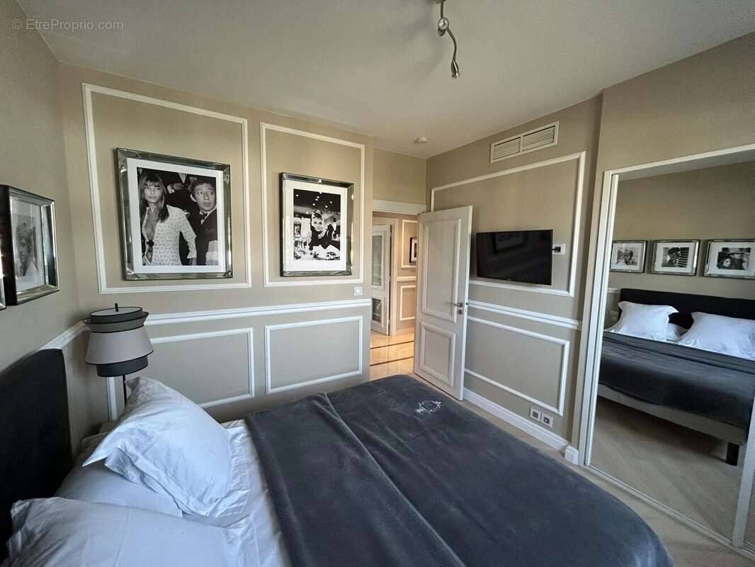 Appartement à VALLAURIS