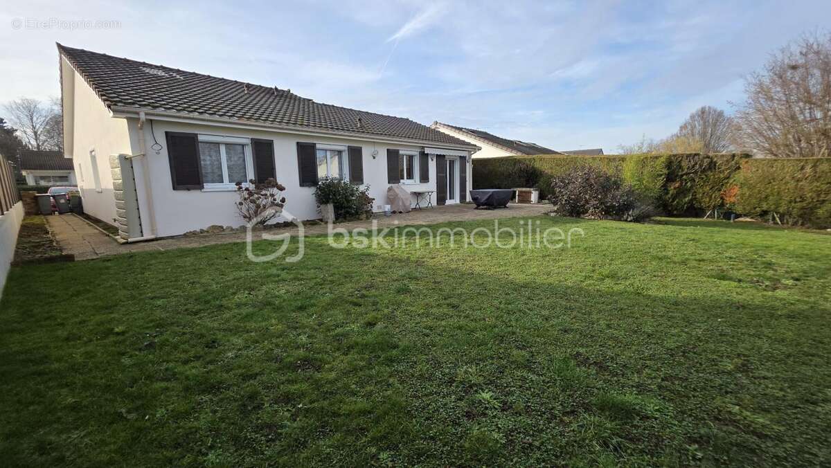 Maison à SAINT-GERMAIN-LES-CORBEIL