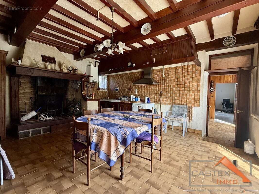 Maison à MANE