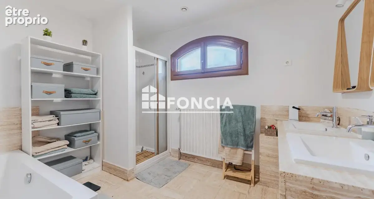 Beruges maison 6 chambres - photo 9