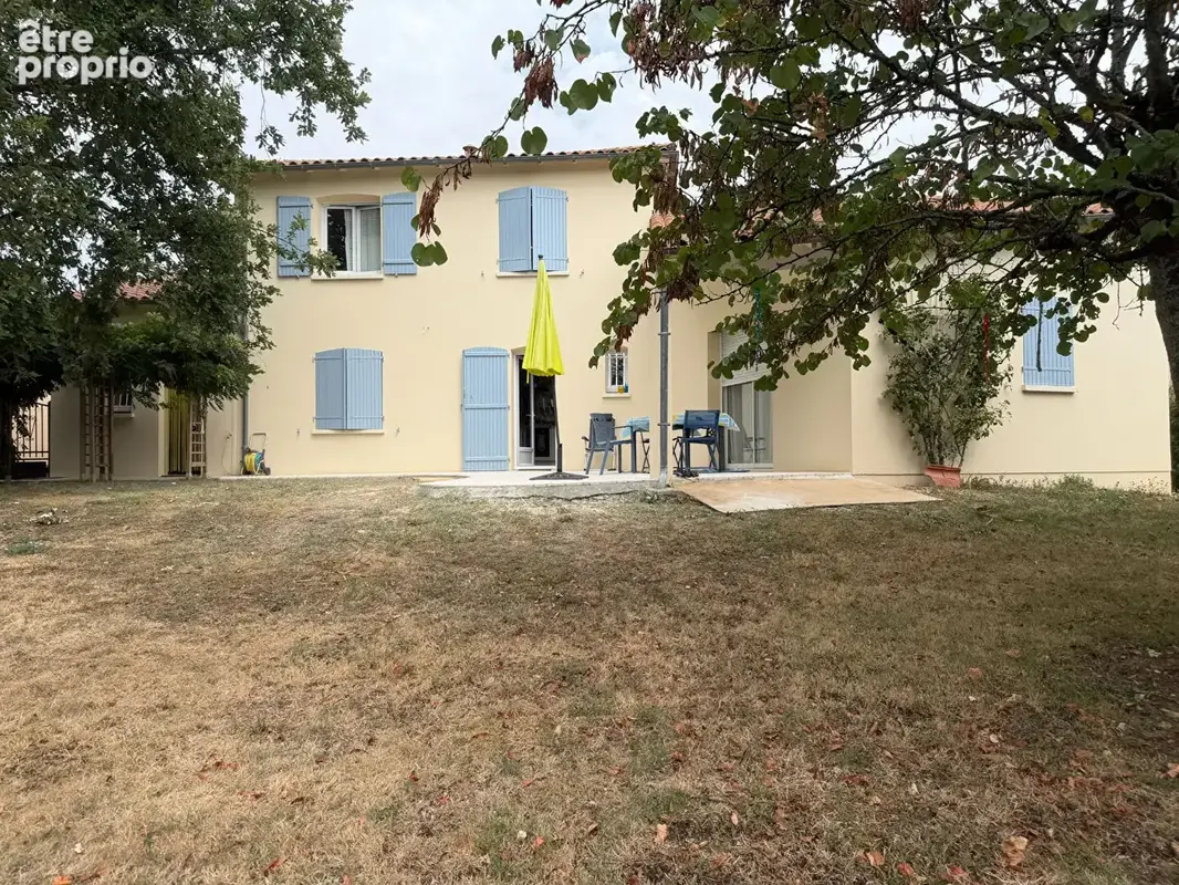 Maison Fontaine Le Comte 6 pièce(s) 139 m2 - photo 4