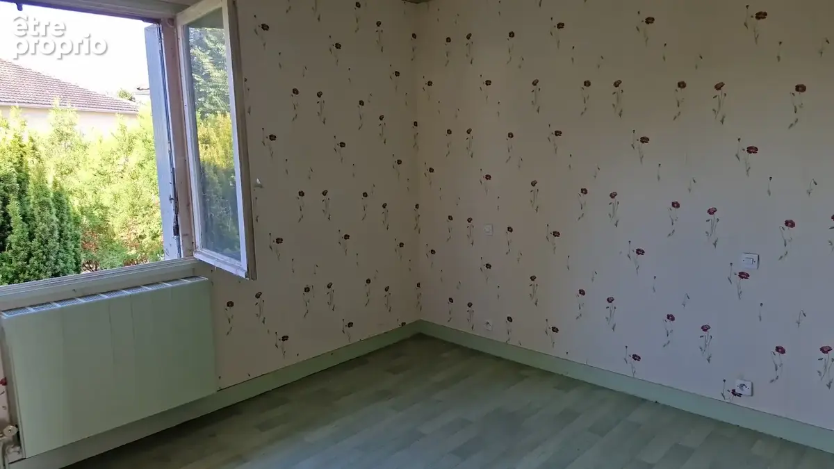 Maison 4 chambres - garage - photo 15