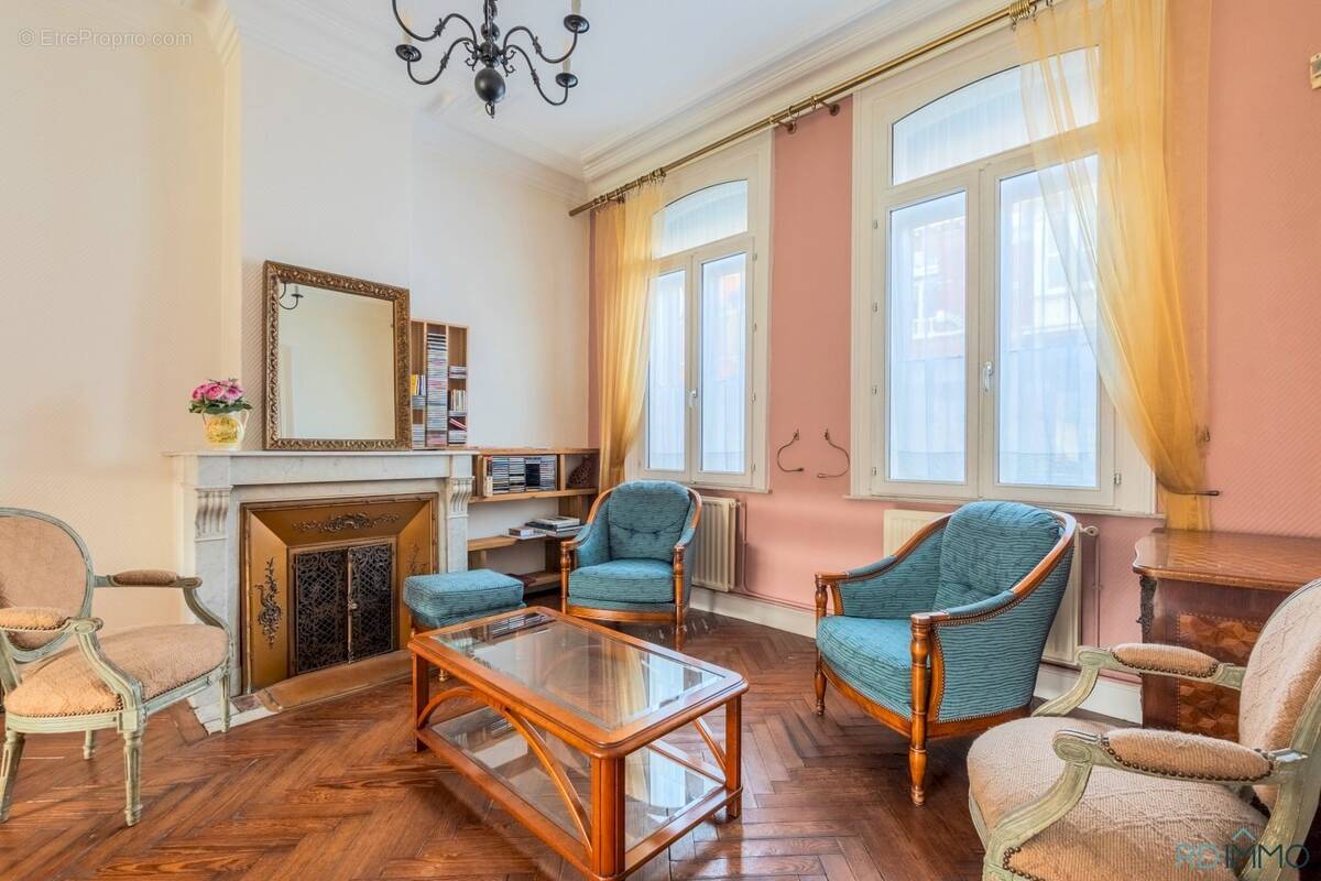 Maison à MONS-EN-BAROEUL