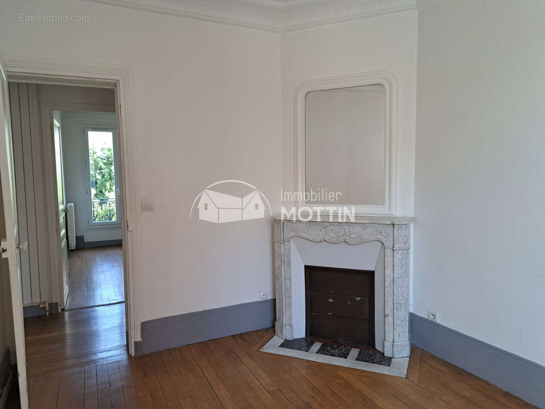Appartement à VITRY-SUR-SEINE