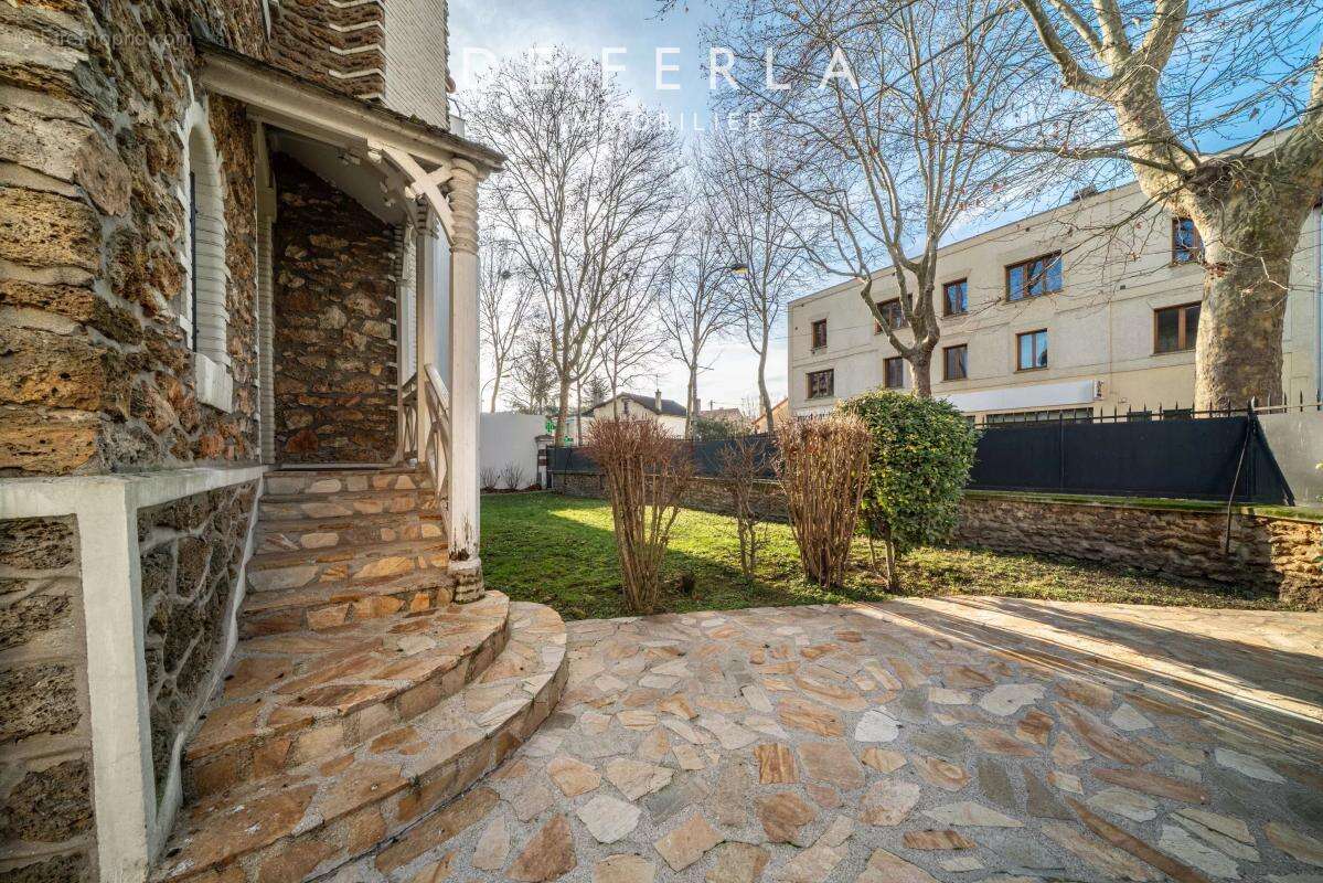 Maison à AULNAY-SOUS-BOIS