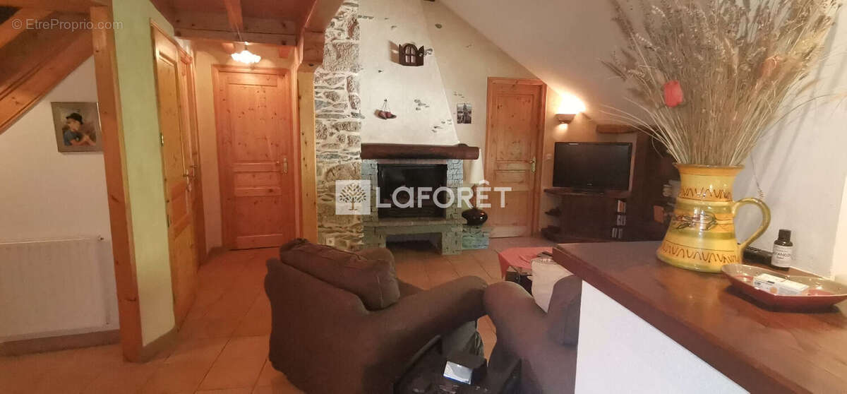 Maison 7 pièces avec piscine à vendre à Tournon - Réf 4331 - photo 8