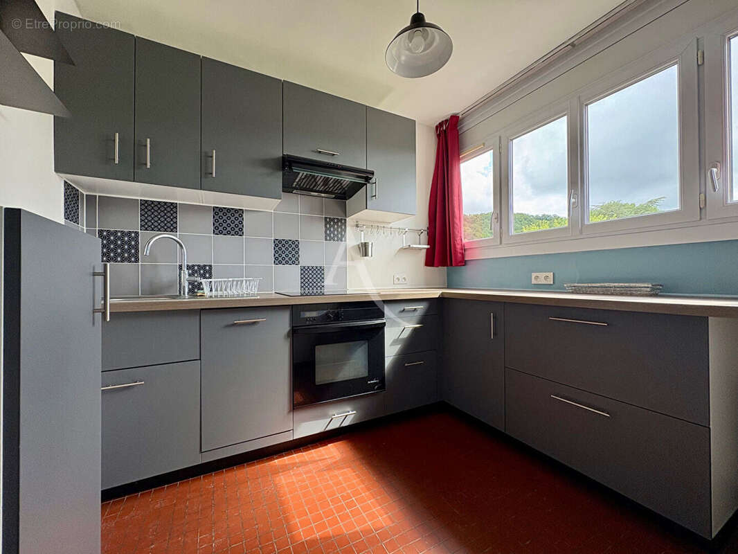 Appartement à GIF-SUR-YVETTE