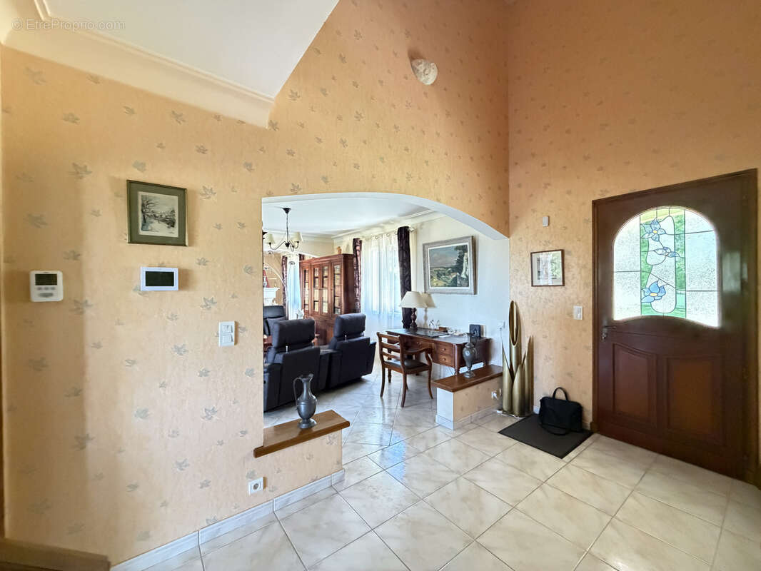Maison à HAUTEFAGE-LA-TOUR