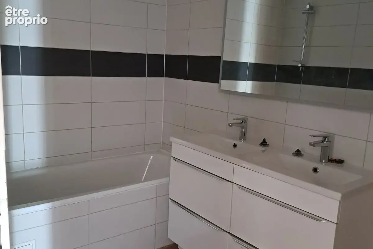 T4 de 78,8 m² à Lyon 9 au prix de vente de 196 800 € - photo 9