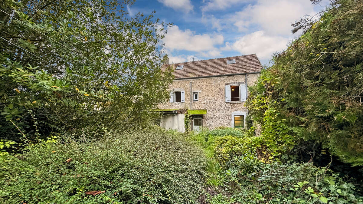 Maison à ETAMPES