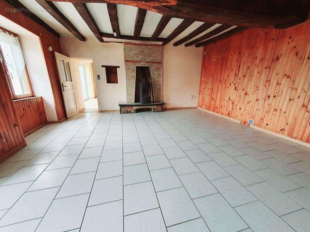 Maison à LA BOISSIERE