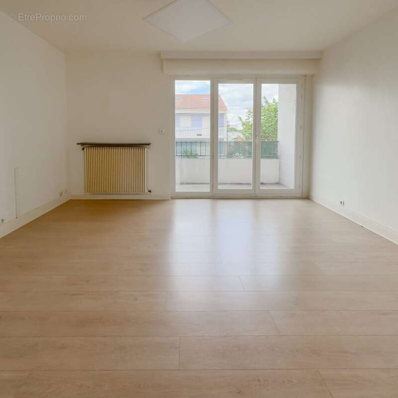 Appartement à MONTREUIL