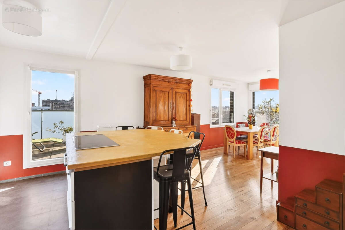 Appartement à IVRY-SUR-SEINE