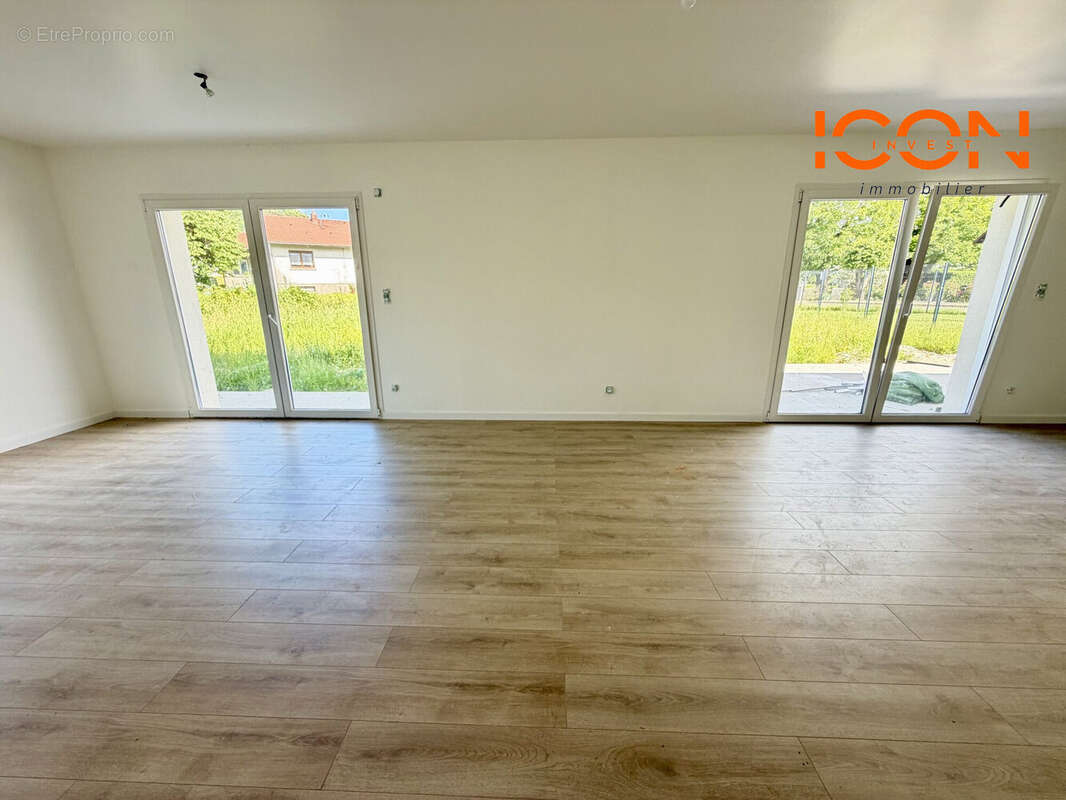 Maison 150 m² à Petit-Croix  - photo 6